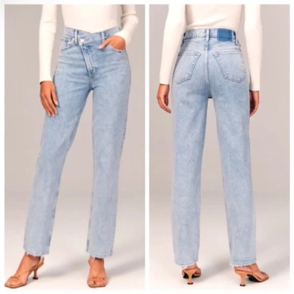 NWT - Abercrombie The '90s Straight Ultra High Rise Curve Love Jeans | Size 6R